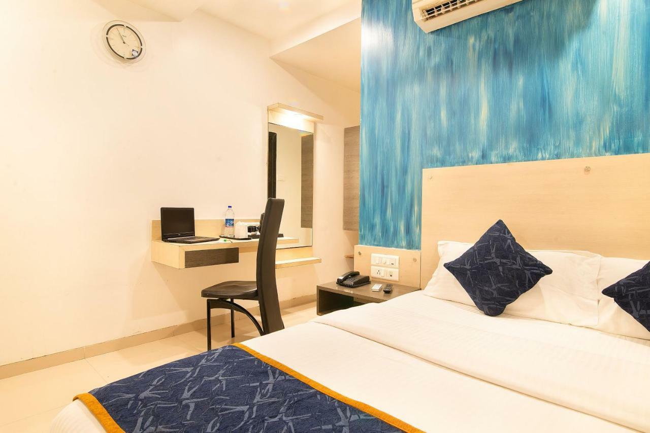 Hotel Sheetal Plaza Surat Bagian luar foto